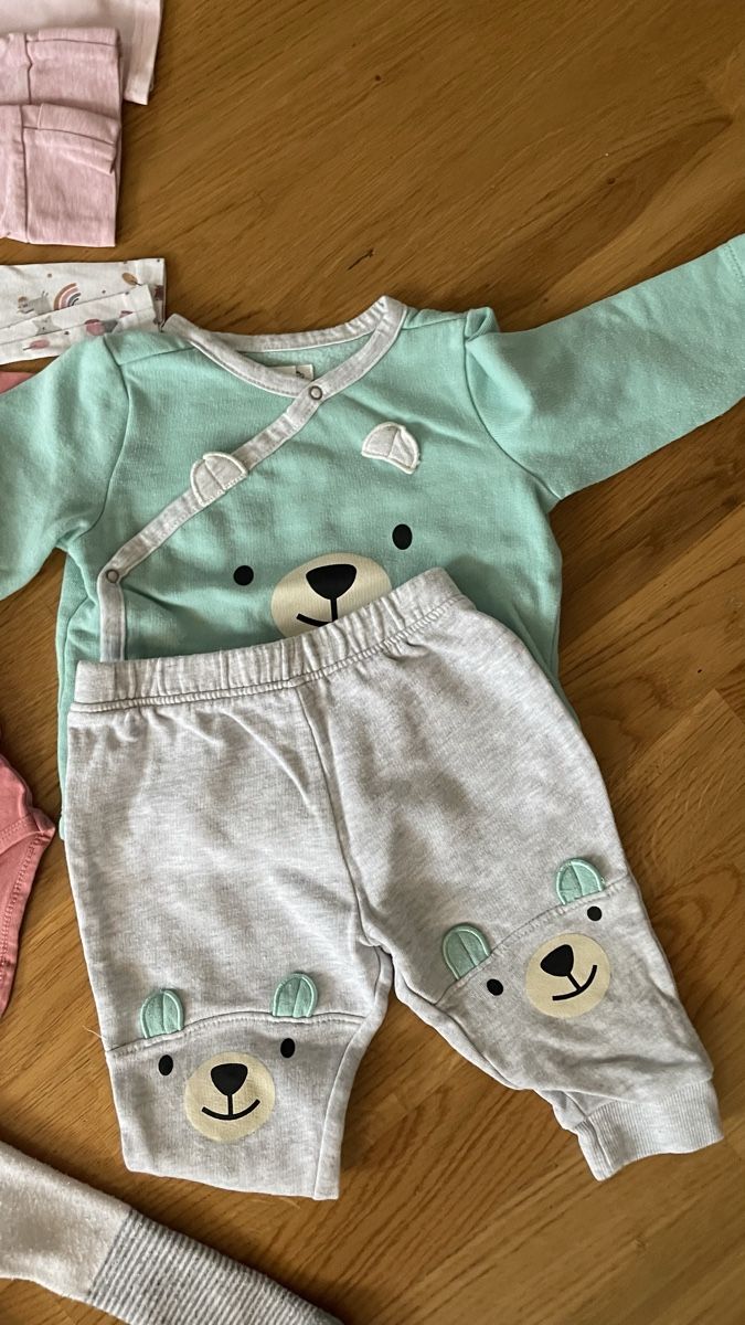 Lotti & Set di vestiti: Winter Kleiderpaket Grösse 74 – Usato da Arlesheim venduto da mic_8w5q 4