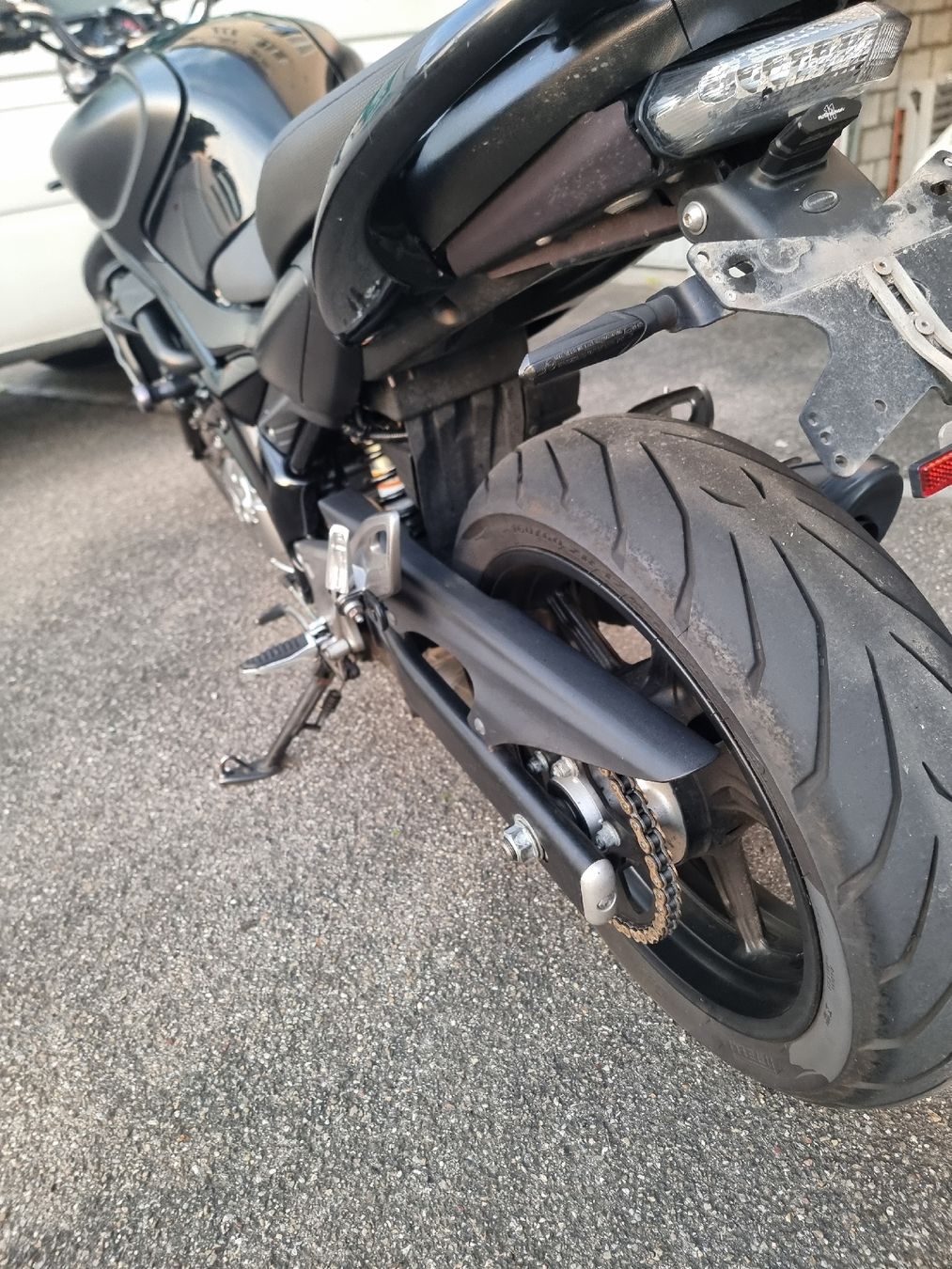 Strada: Suzuki Sfv 650 Gedrosselt – Usato da Ebikon venduto da ron_v8bk 2