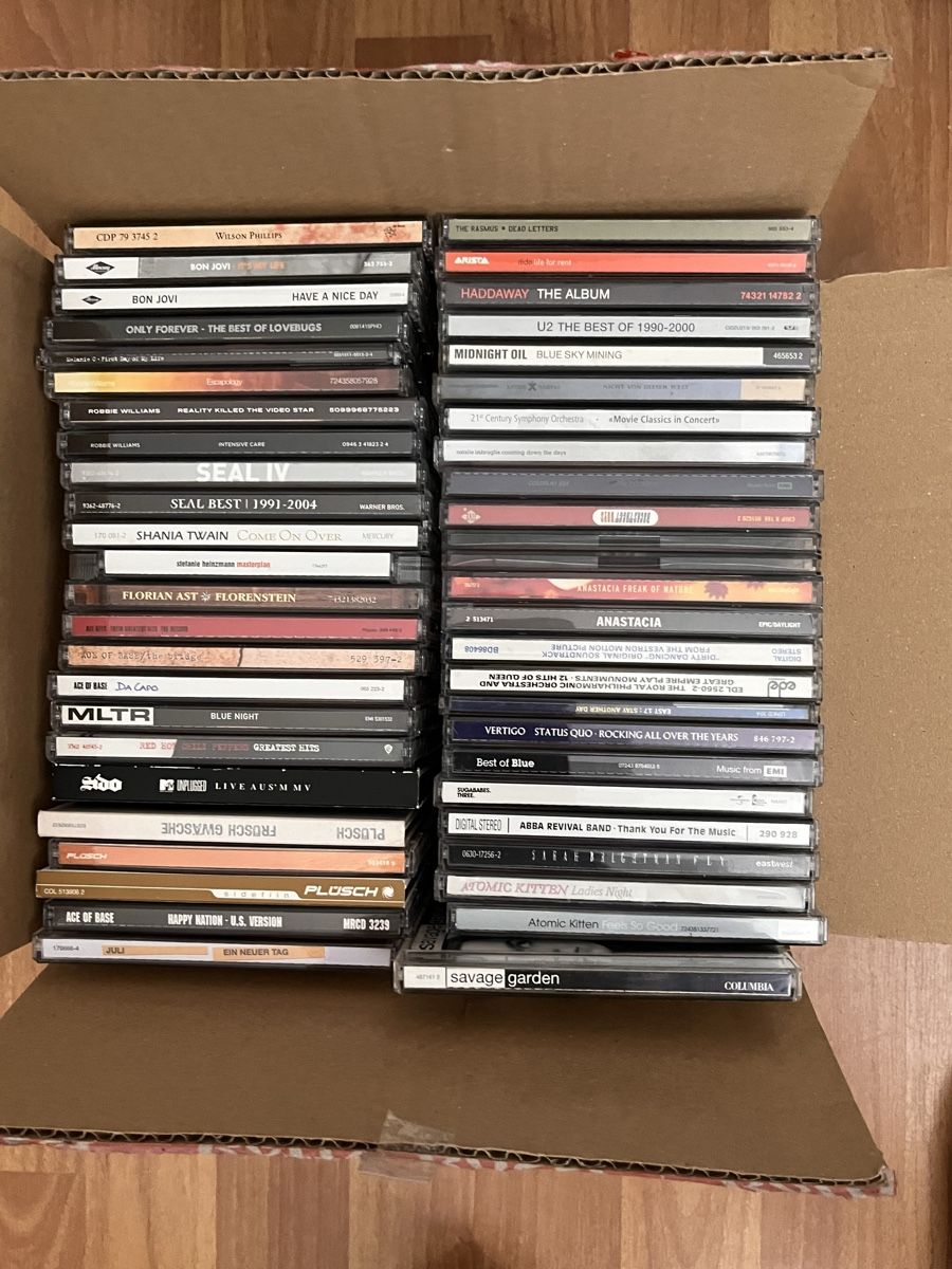 CD: Grosse CD Sammlung Top Hits der 90er & 2000er  – Usato da Roggwil BE venduto da WULU 1