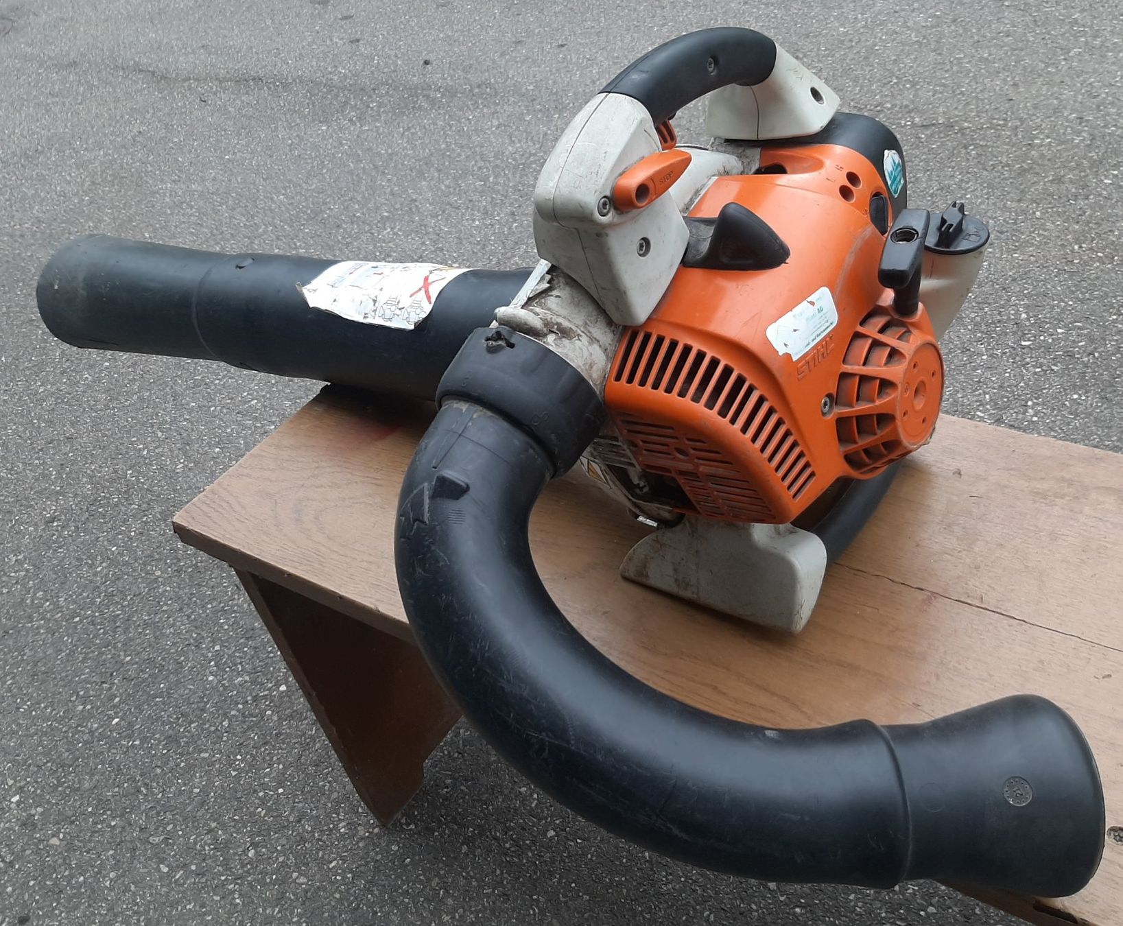 Stihl Soffiatori & Aspiratori per foglie: Stihl Laubsauger SH 86c – Difettoso da Grenchen venduto da BHK 1