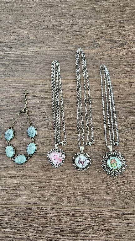 Sonstiger Schmuck: Schmuck – Gebraucht aus Erstfeld von nan_6f9p