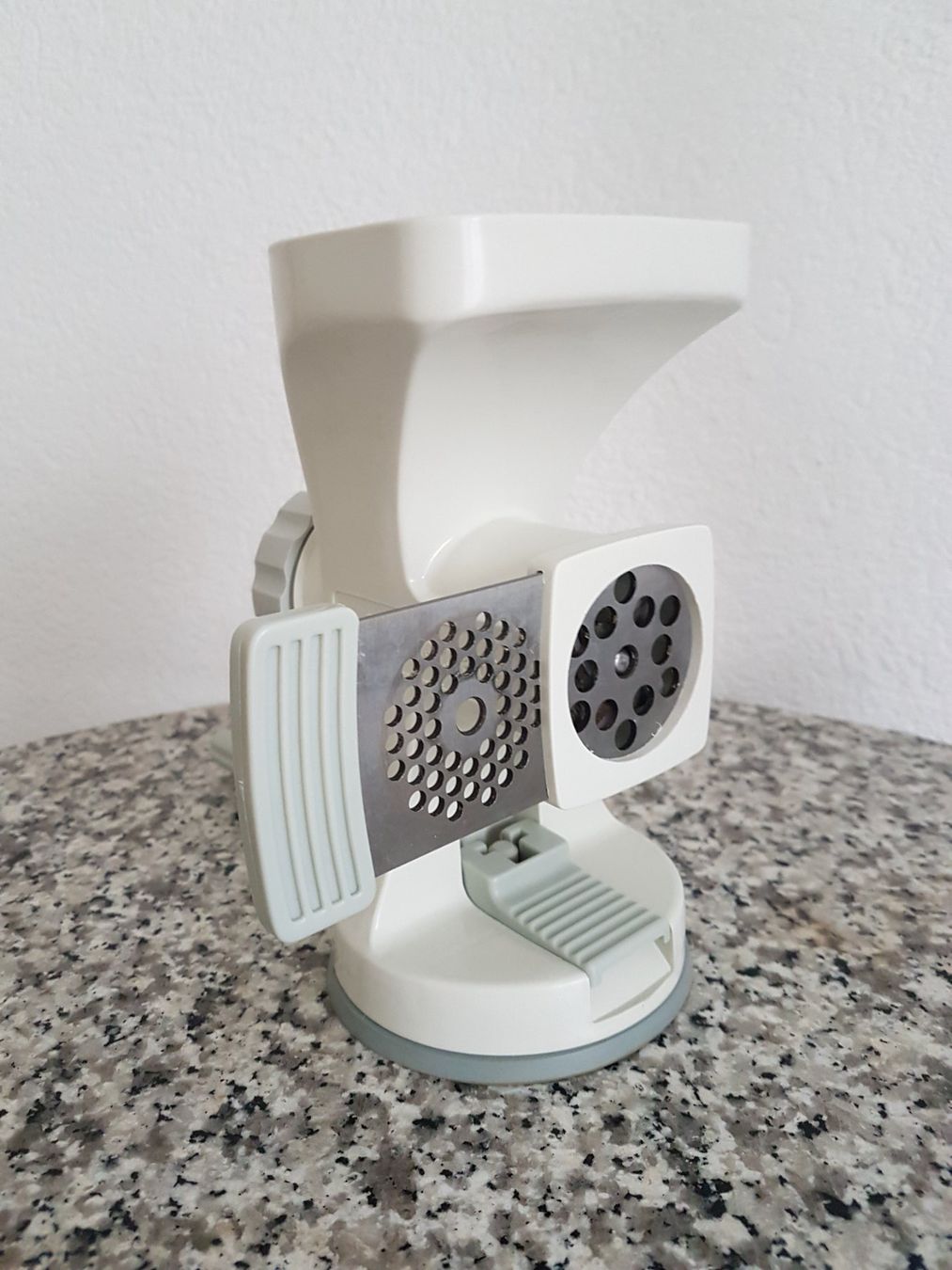 Zyliss Elettrodomestici da cucina: Zyliss Fleischwolf TORNADO NEU – Usato da Wallisellen venduto da Swissline11