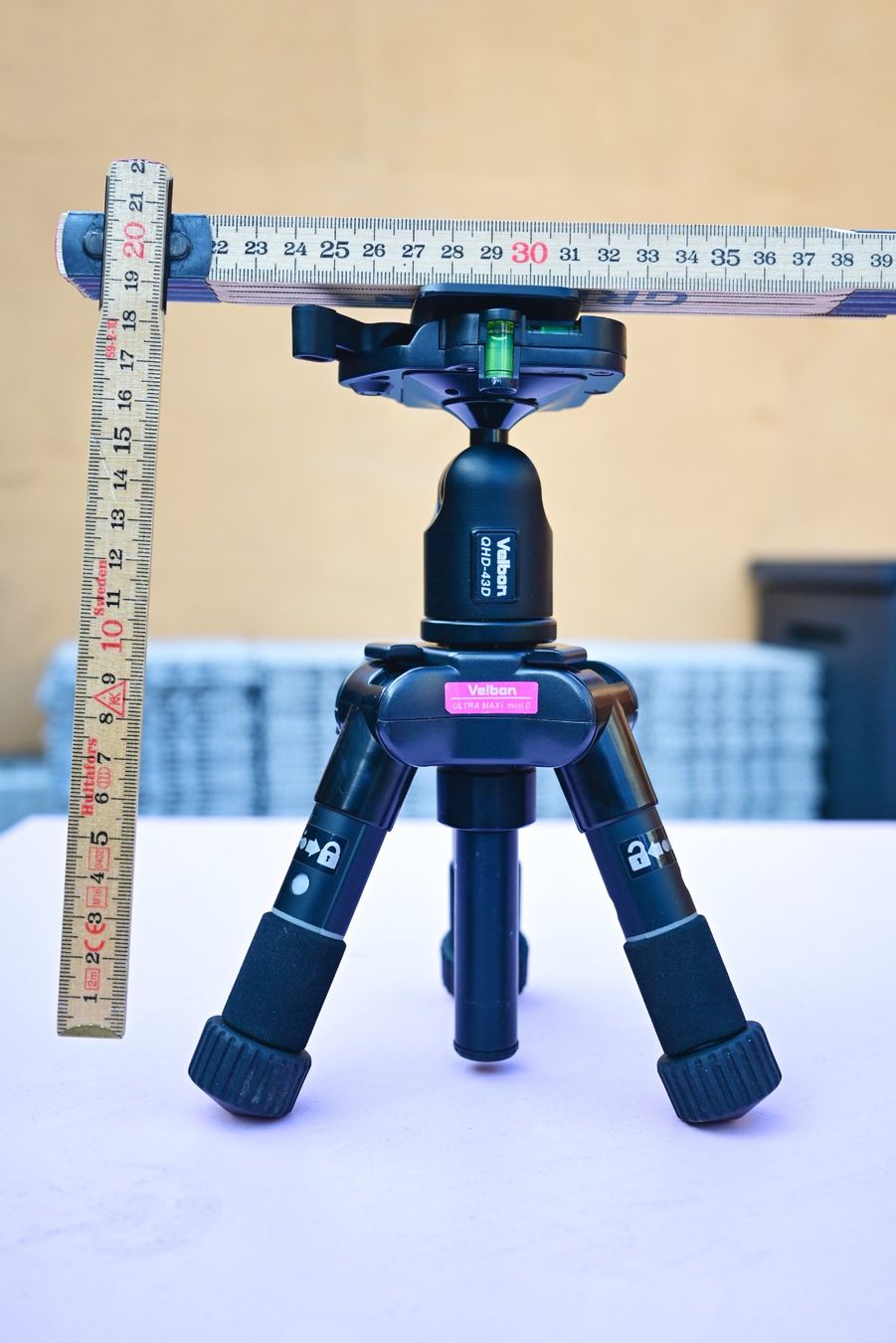 Velbon QHD-43D Kleinstativ mit Schnellwechselplatte (D'occasion) à ...