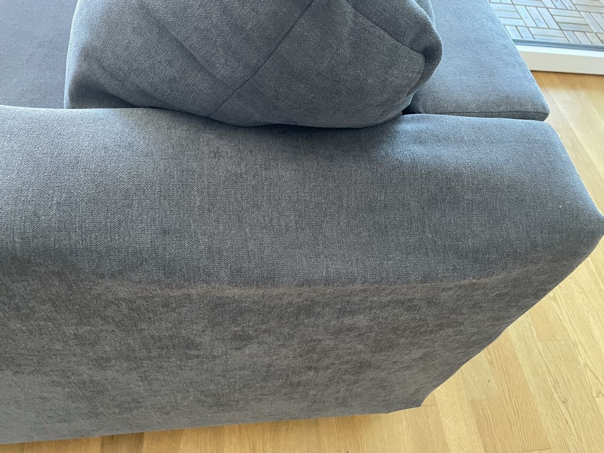 Sofas: Ecksofa Grau mit Schlaffunktion und Strauraum – Gebraucht aus Basel von msa_vtq6 4