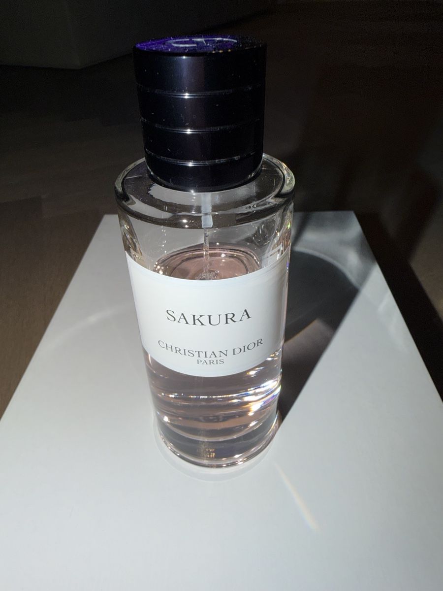 Dior Profumi & Eau de Toilette: Christian Dior, La Collection Privée, Sakura Eau de Parfum – Usato da Zollikofen venduto da Danijela1983 1
