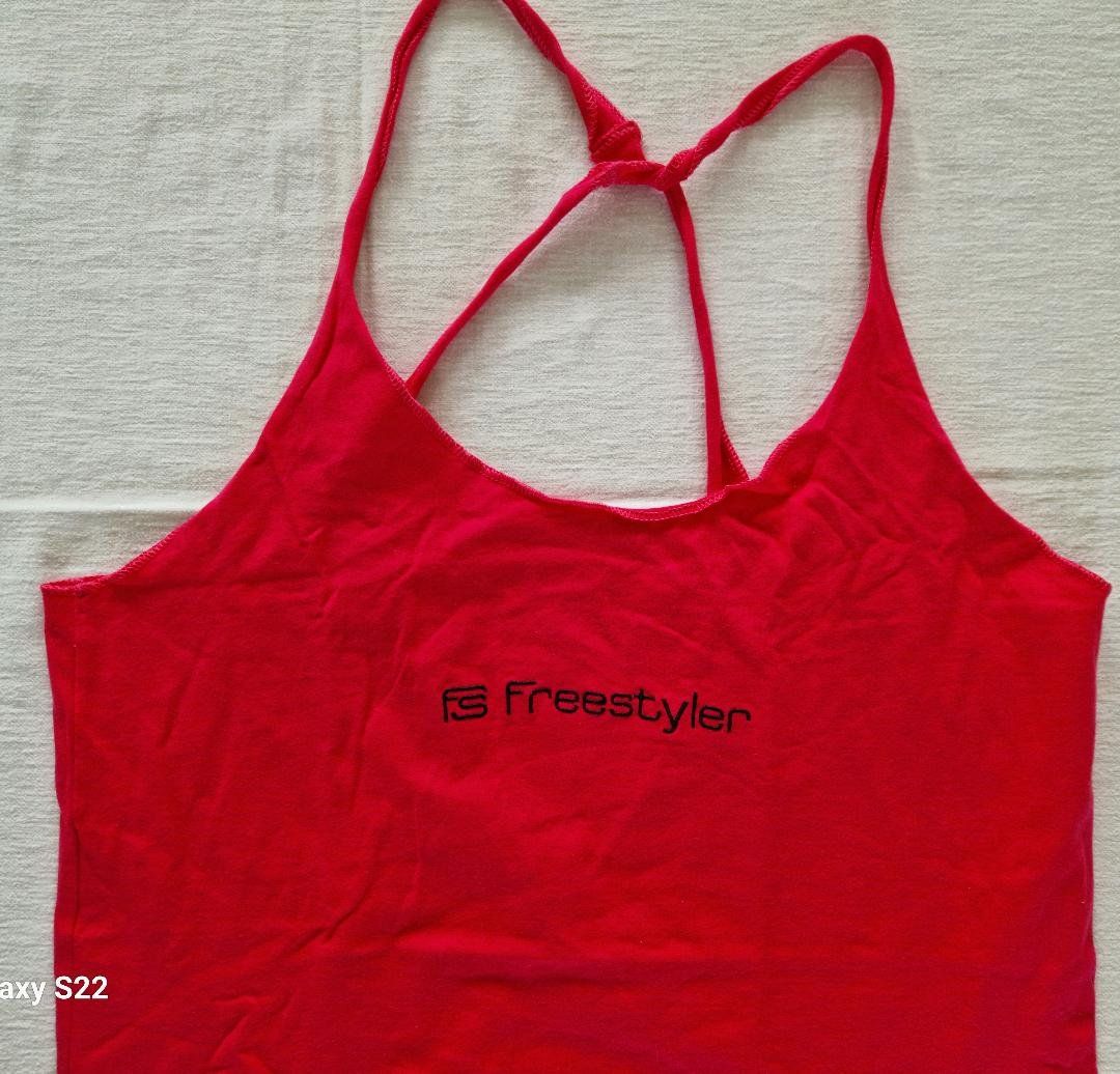 Top: Fittness Shirt – Usato da Muri b. Bern venduto da mlu_vgj7 1