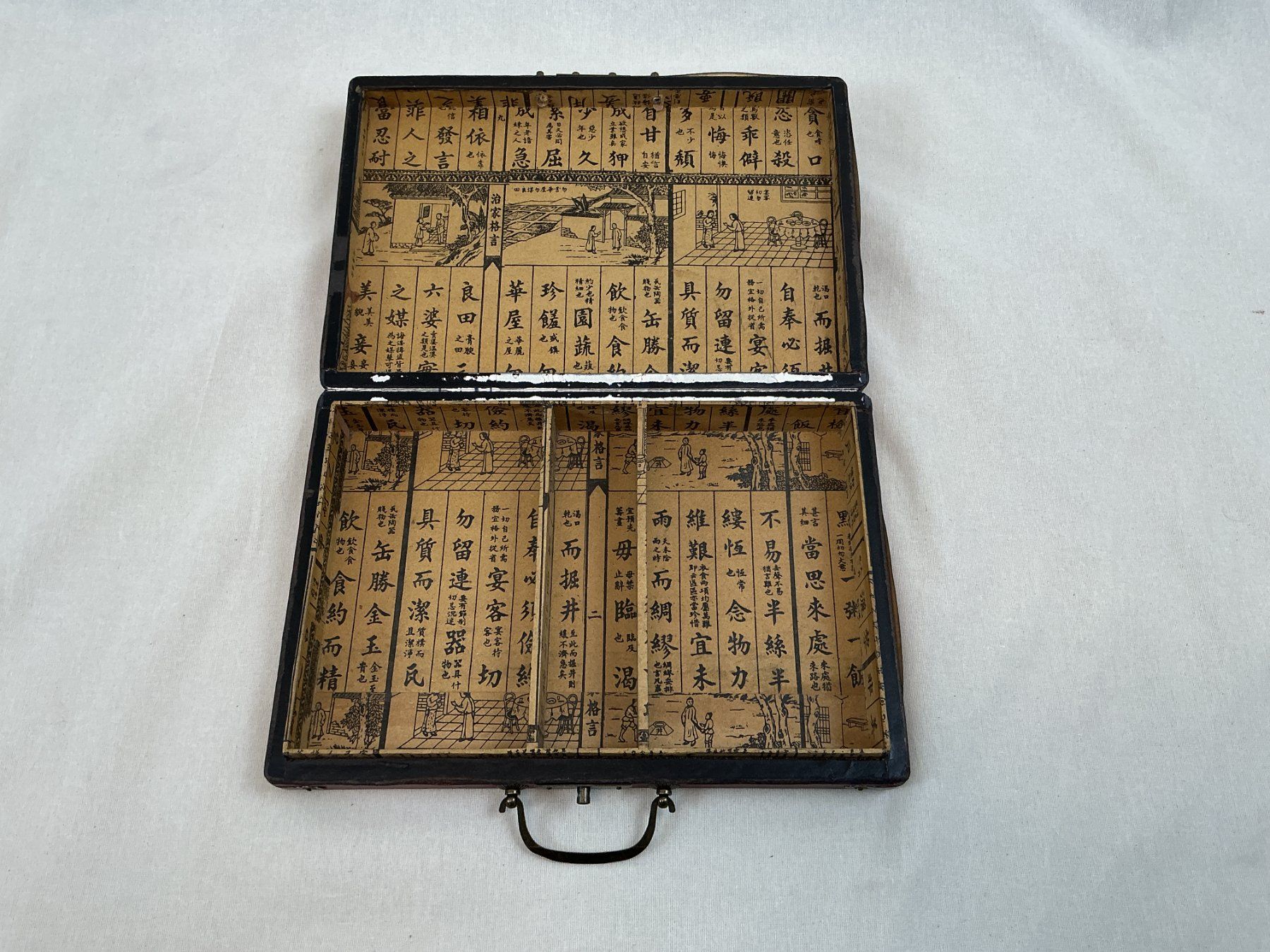 Spiele: MAHJONG Spiel-Set – Gebraucht aus Richterswil von Restwert_Richterswil 7