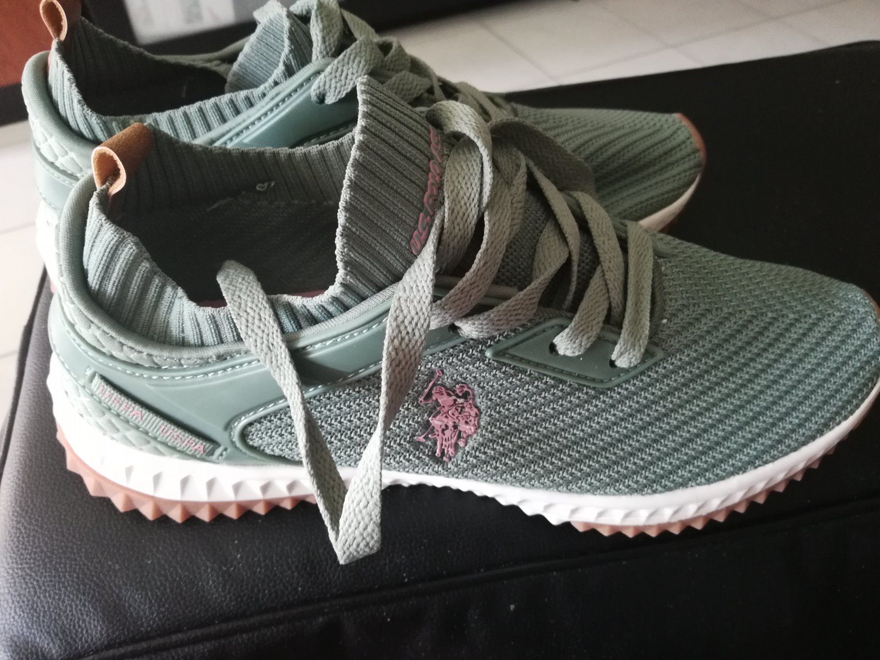 US Polo Scarpe da donna: Chaussures Polo – Nuovo (secondo la descrizione) da St-Cergue venduto da Neviana 1