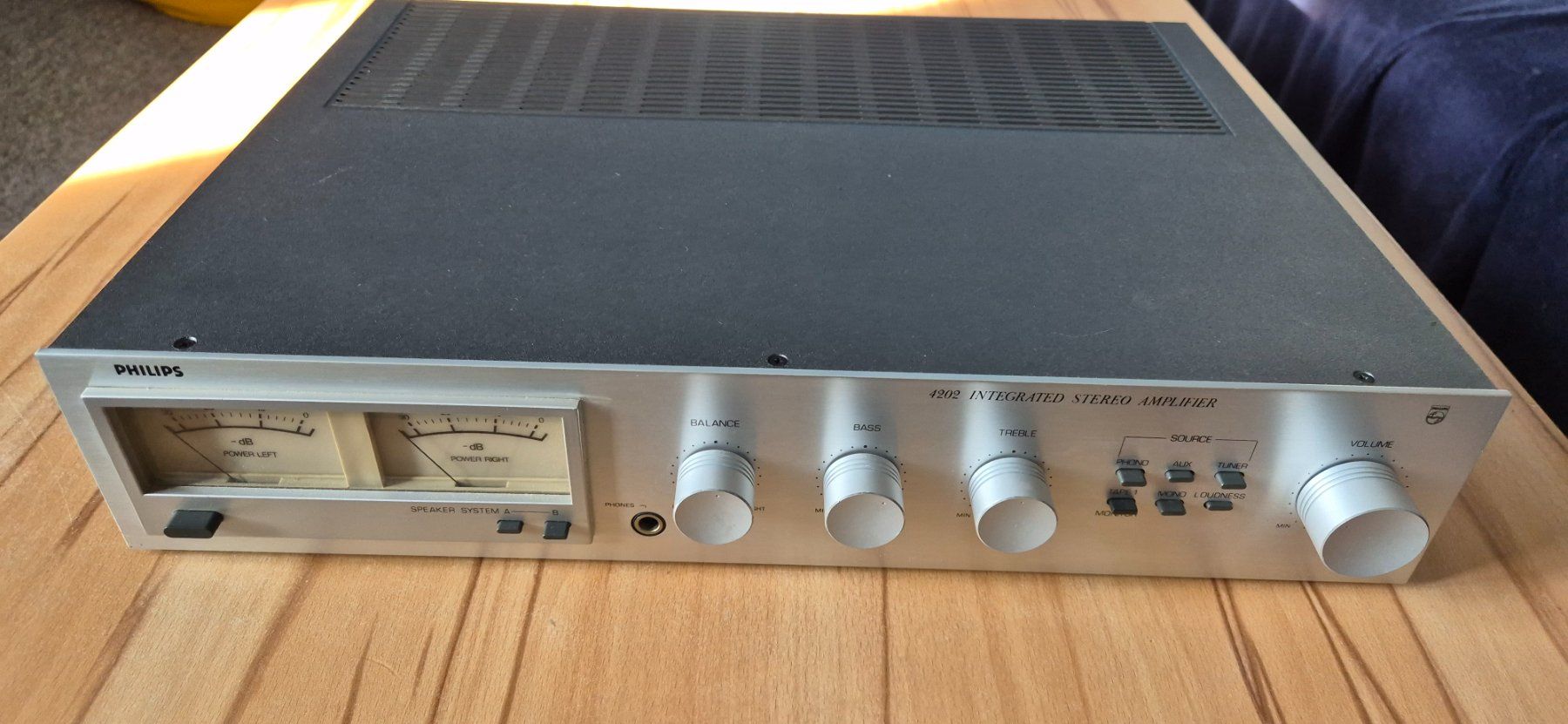 Philips Amplificatori: Schöner Philips Verstärker aus den 80er – Usato da Stein am Rhein venduto da Abby2009 1