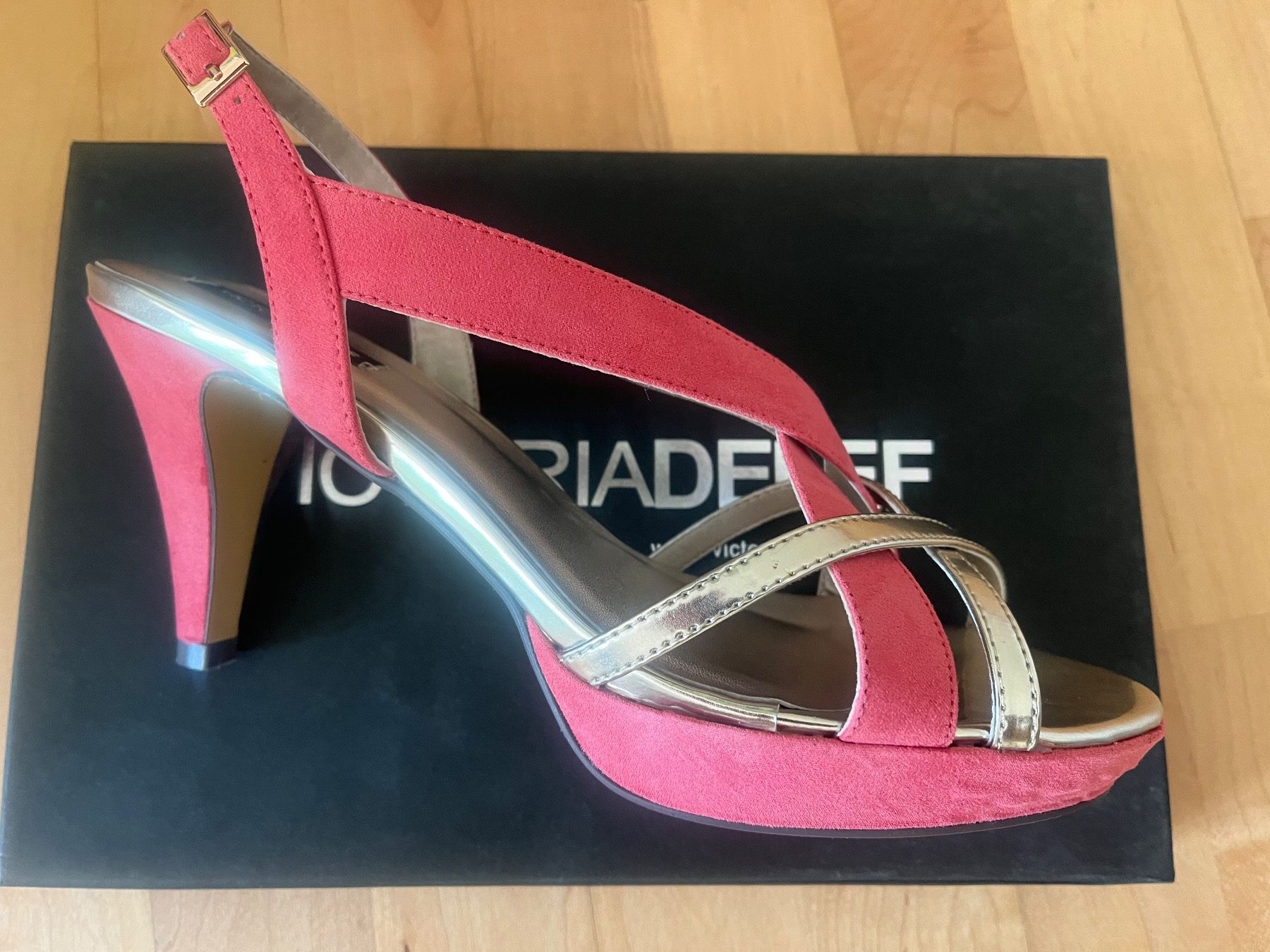 Damenschuhe: Damen Sandale / Absatzsandale Grösse 40 NEU – Neu und originalverpackt aus Zürich von mad_lwl6 5