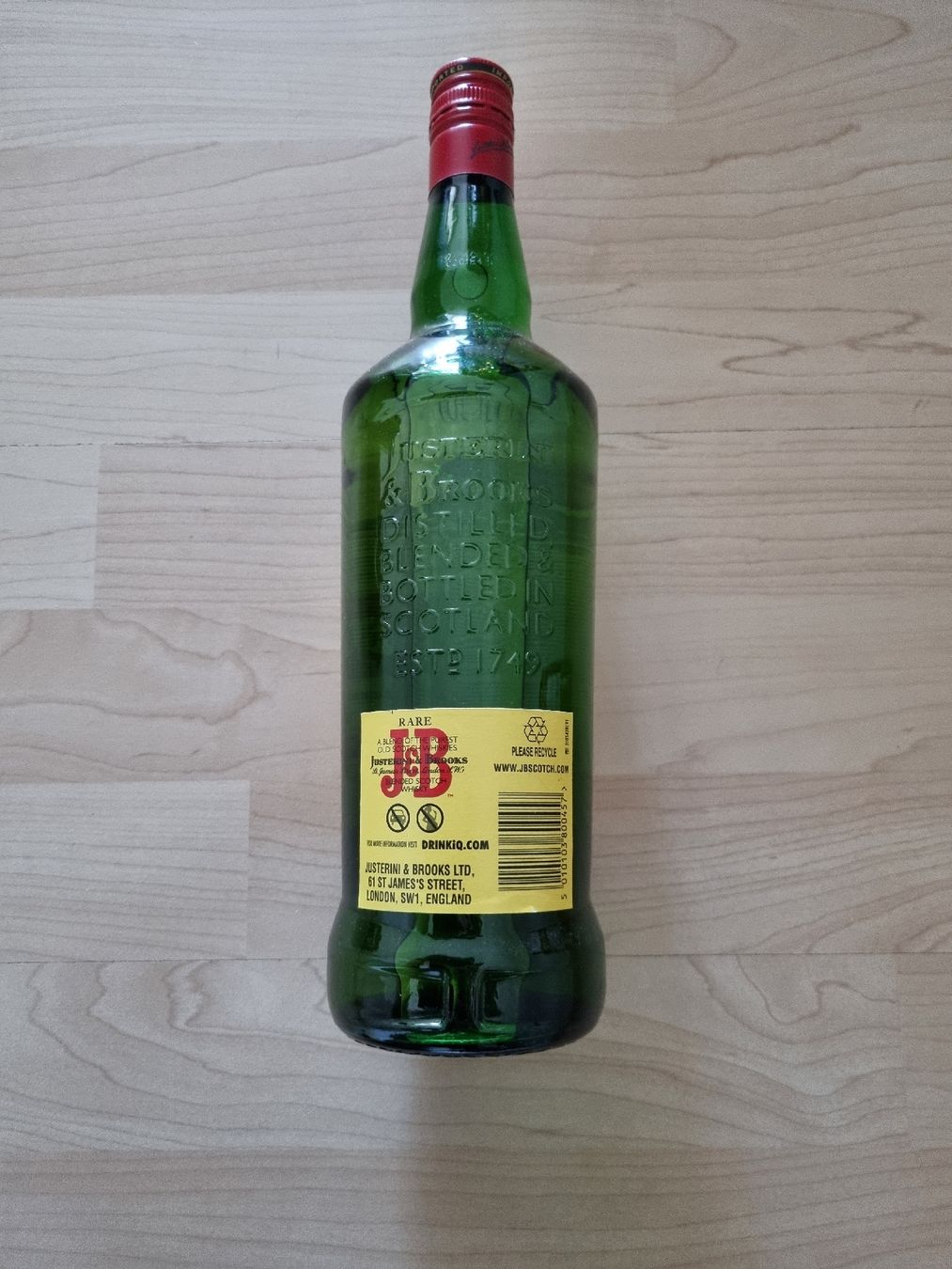 Bevande alcoliche: Whisky 1lt. – Nuovo e nell'imballaggio originale da Ostermundigen venduto da aydin014 1