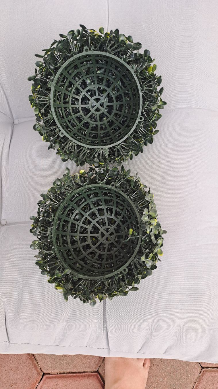Tutte le decorazioni: Künstliche Buchsbaumkugeln 2 Stk. 22 cm – Nuovo e nell'imballaggio originale da Etziken venduto da kre_c6vd 1
