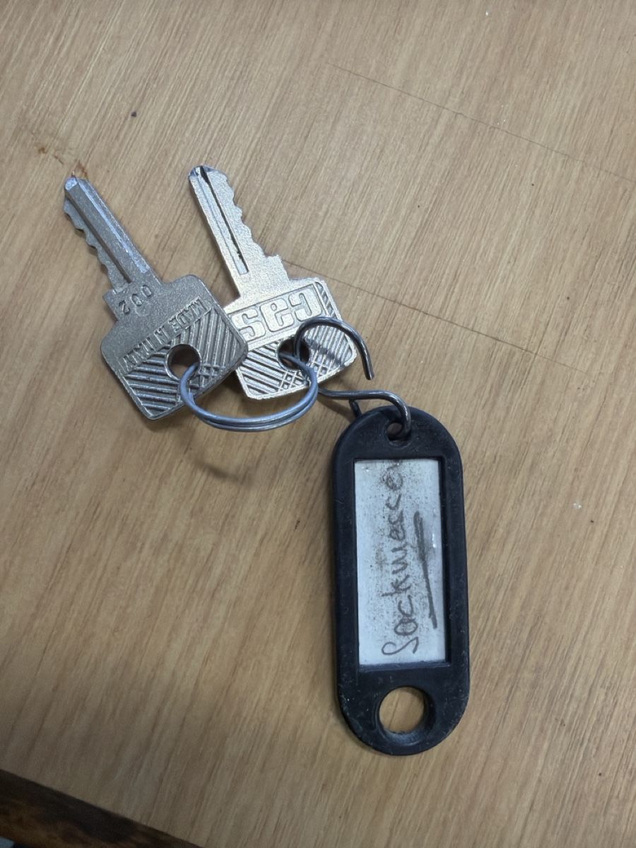 Victorinox Coltelli tascabile: Victorinox Taschenmesserverkaufsständer – Usato da Rütschelen venduto da Pemaru 8