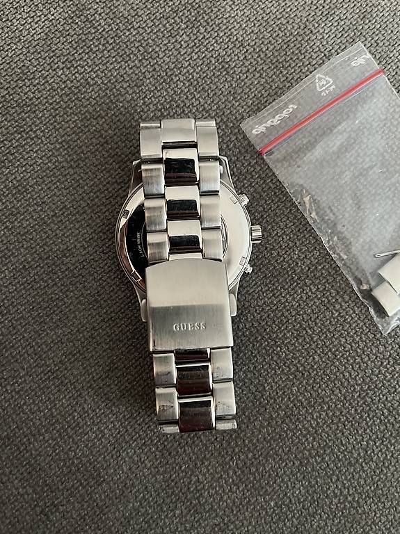 Guess Orologi: Guess Uhr silber – Usato da Hinwil venduto da dire07 1