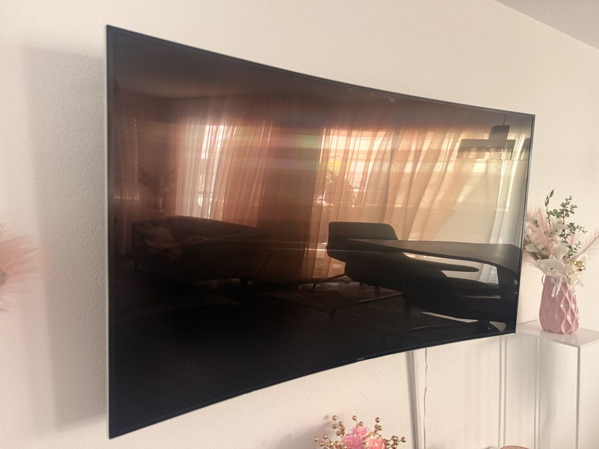 Samsung Fernseher: Fernseher Samsung TV schwarz – Gebraucht aus Dulliken von nil_jz9r