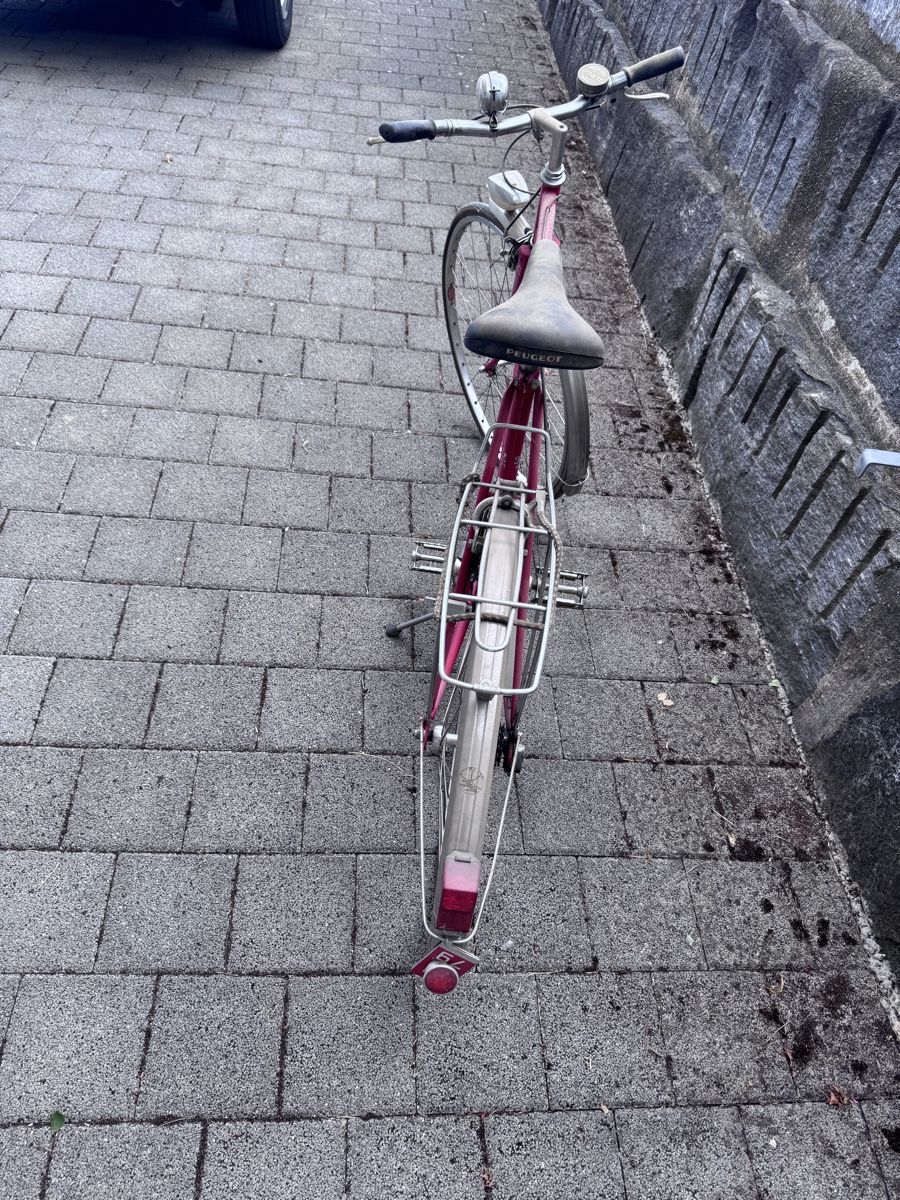 Peugeot Vélos: Velo Peugeot rot – Défectueux à Doppleschwand par Denos 3