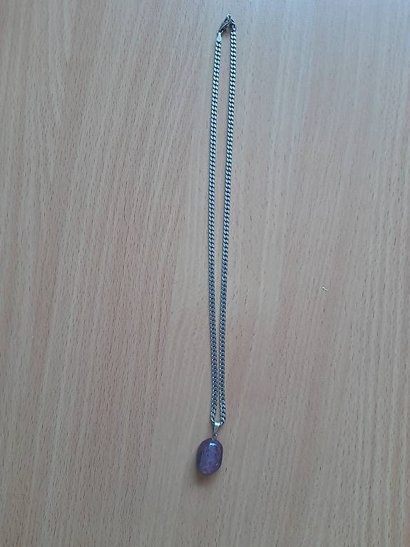 Catenine: Silberkette mit Rubin Cabochon Anhänger – Usato da Ebnat-Kappel venduto da mon_nk52 2