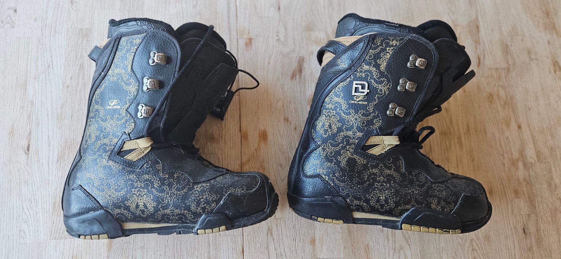 Deeluxe Herrenschuhe: Snowboard Boot DEELUXE Lara gr. 39 – Gebraucht aus Thörishaus von Woelfli3000 1