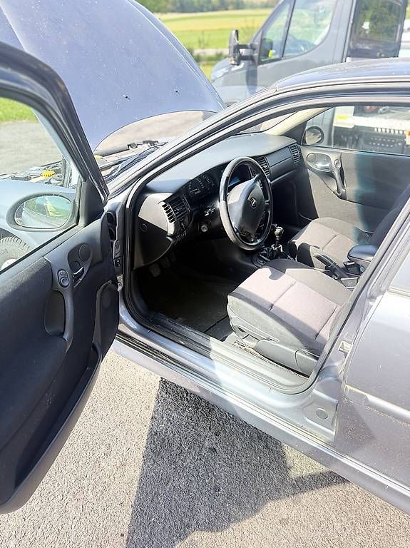 Autos: Opel Vectra B  – Gebraucht aus Udligenswil von Sch2s 3