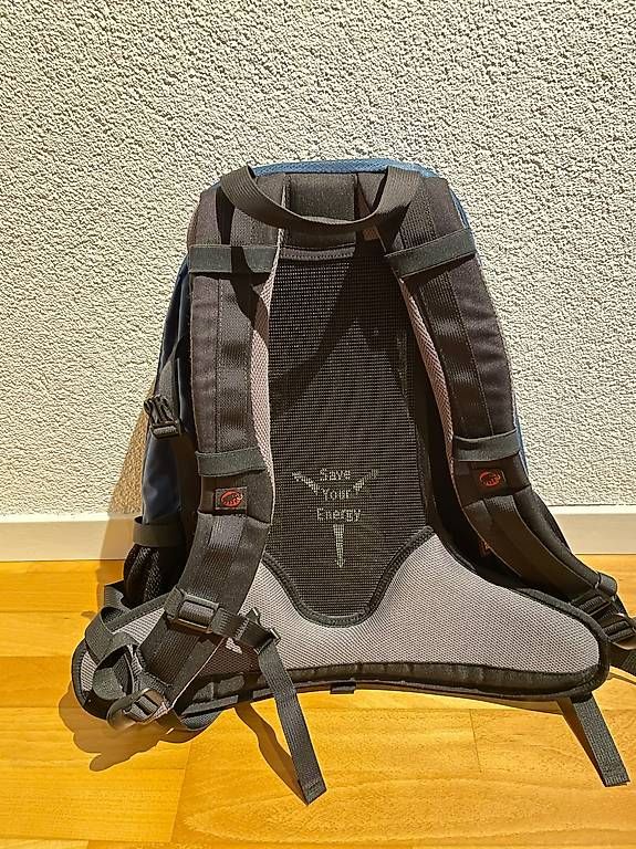 Mammut Rucksäcke: Mammut Wander-Rucksack mit Raincover – Gebraucht aus Lyss von Supermax1981 1