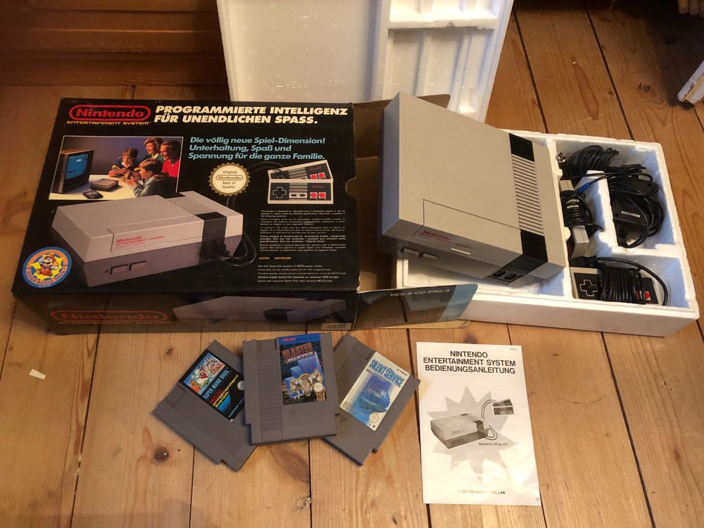 Nitendo mit Originalverpackung und Mario (Gebraucht) in Zürich für CHF ...