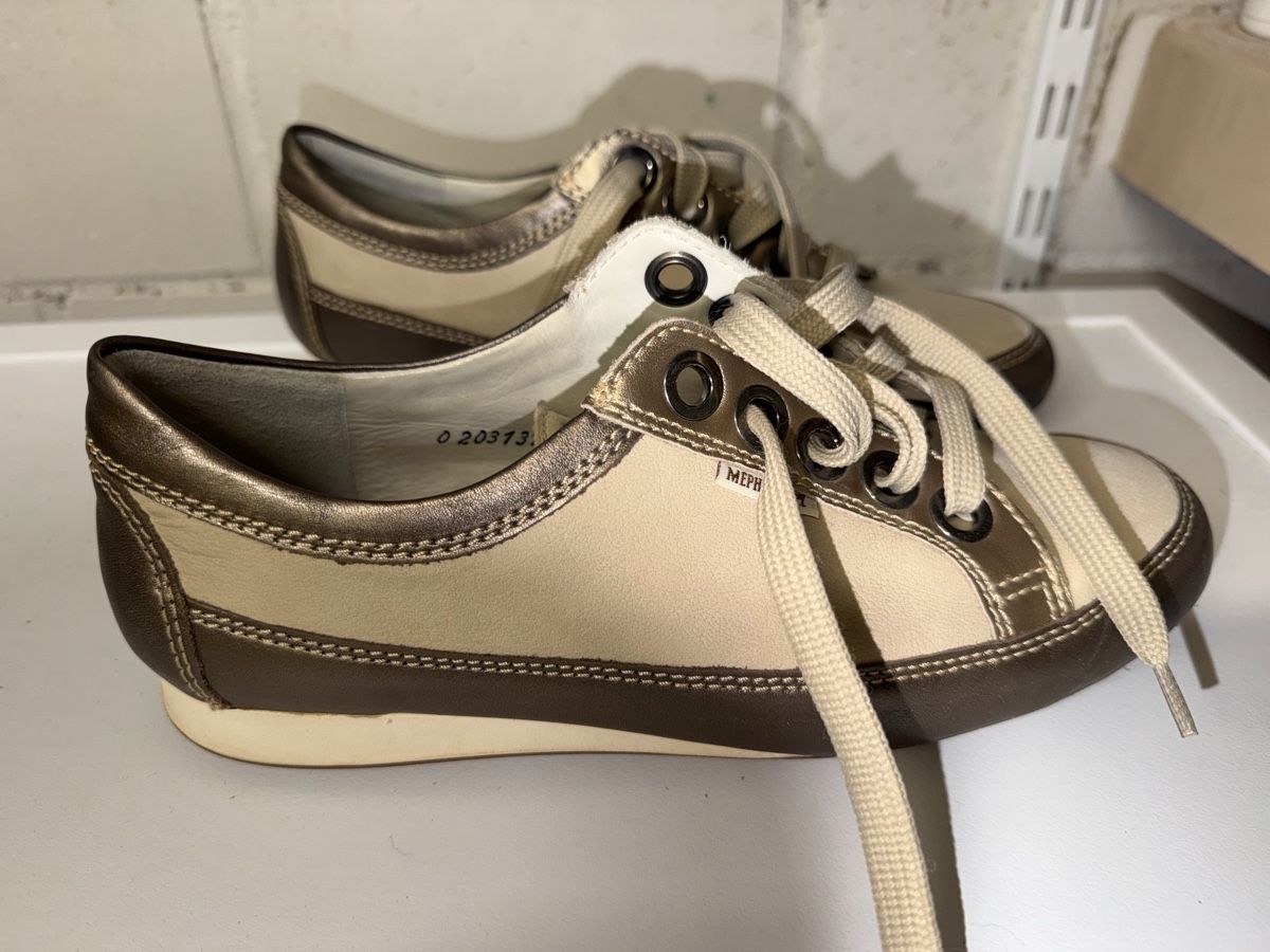 Mephisto Scarpe da donna: Leder Sneakers Mephisto 6, 5- 39,5 – Nuovo (secondo la descrizione) da Dornach venduto da samuti 5