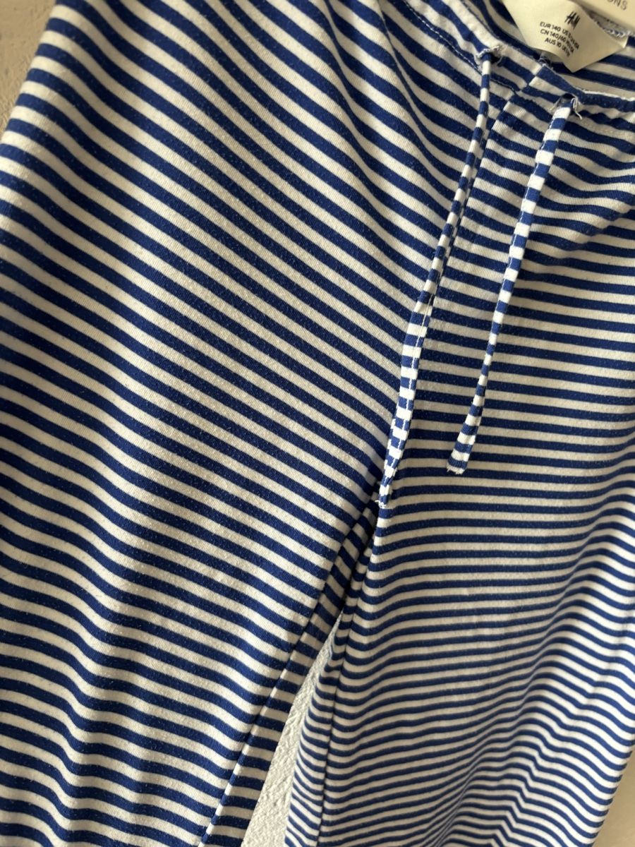 H&M Pantaloni: Sommerhose H&M Gr 140 – Usato da Boniswil venduto da Biancaneve91 2