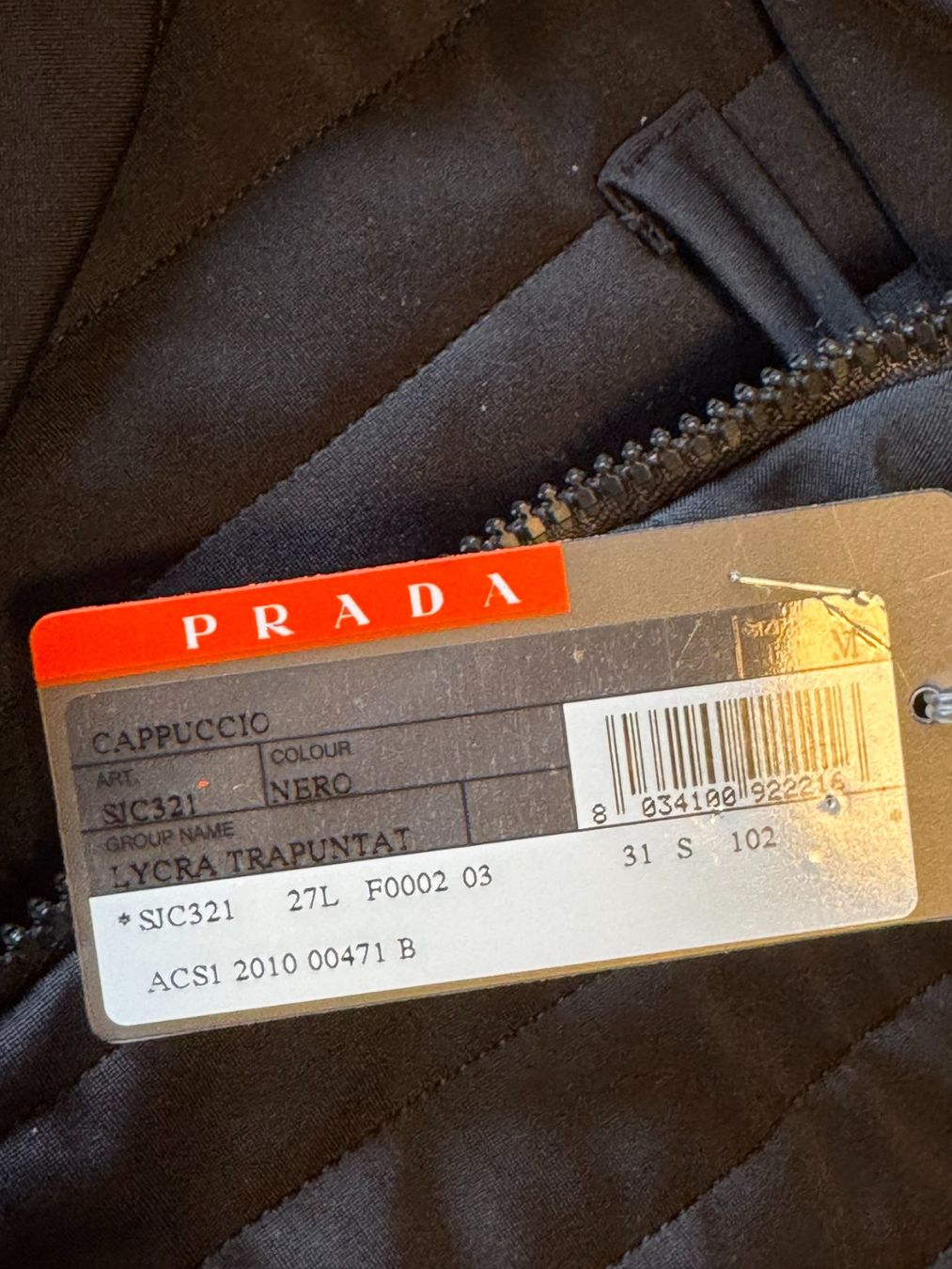 Prada Vestes: Vintage Prada Nylon/Wool Jacket – Brand New – D'occasion à Grund b. Gstaad par ReLuxe 2