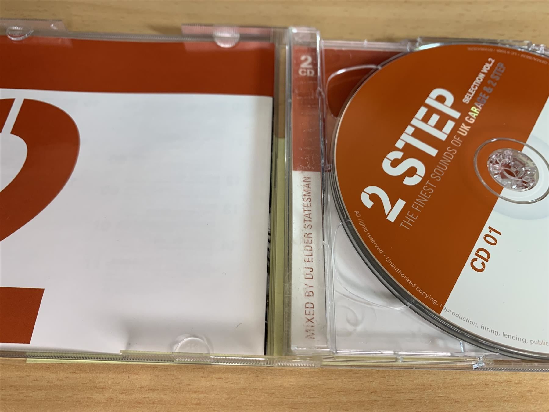 CD: 2 Step Selection Vol.2 (The Fines - 2 CD – Usato da Rikon im Tösstal venduto da Alpenmutz 2
