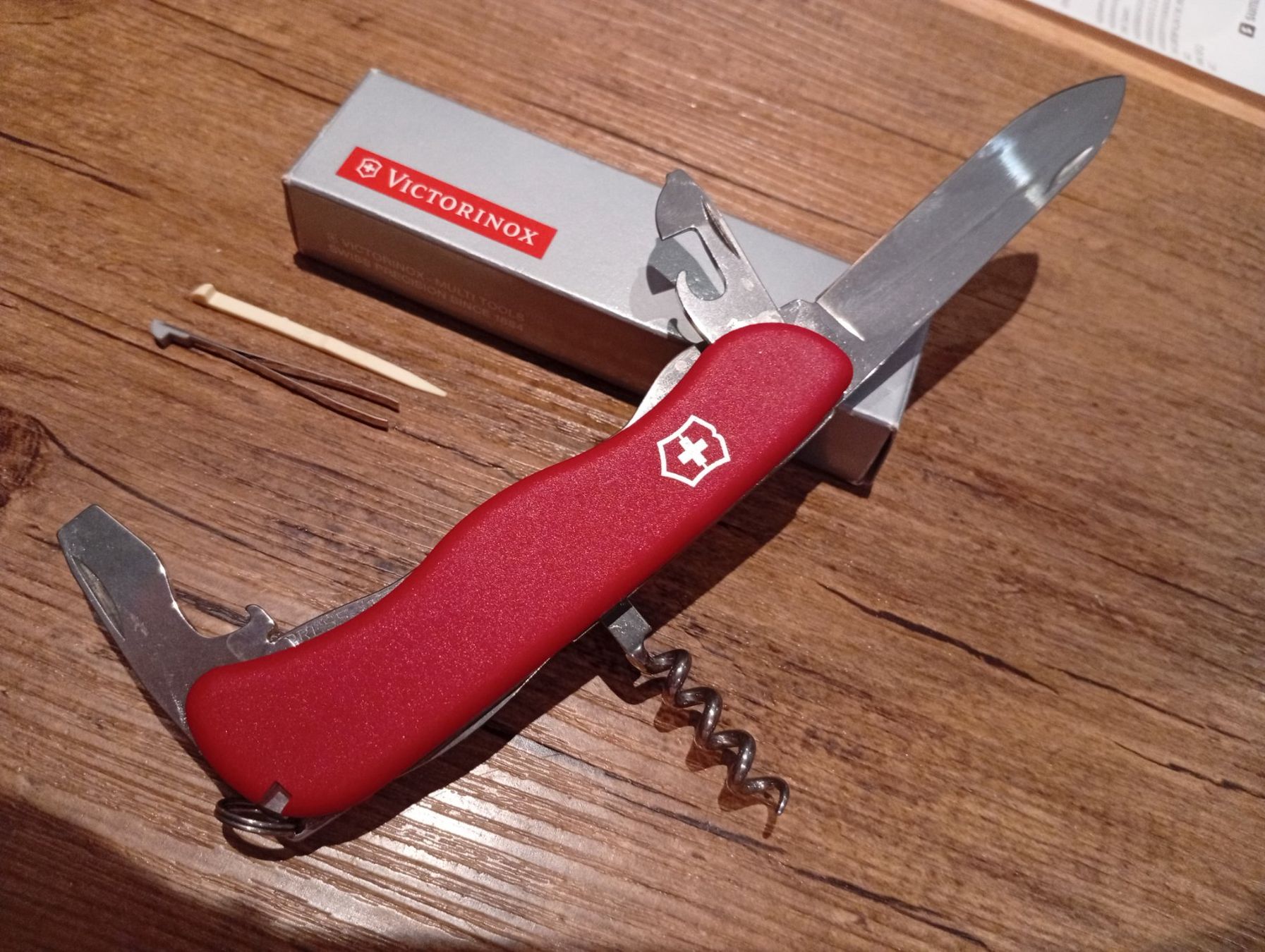 Victorinox Coltelli tascabile: Taschenmesser Sackmesser Victorinox Picknicker – Nuovo e nell'imballaggio originale da Winterthur venduto da Rogue01 1