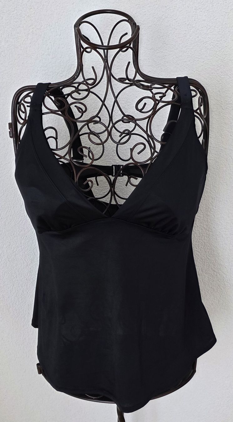 Costumi da bagno & Bikini:  2 stk Bikini Oberteil,Schwarz,Gr.XL – Nuovo (secondo la descrizione) da Frauenfeld venduto da Bleeddragon