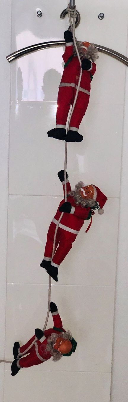 Tutte le decorazioni: Kletternder Weihnachtsmann – Usato da Schlieren venduto da Flower5 5