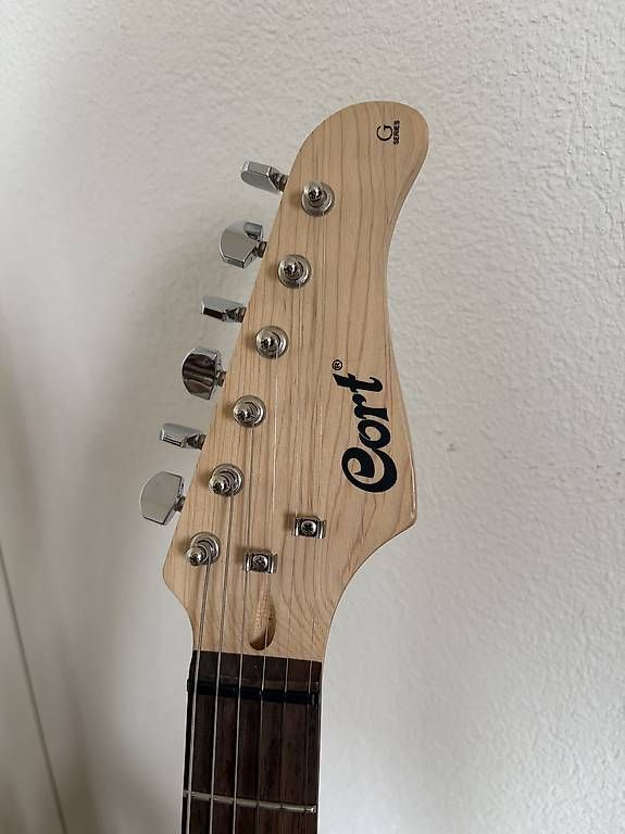 Musikinstrumente: 3/4 Junior E-Gitarre Set – Gebraucht aus Belp von friedlii 2
