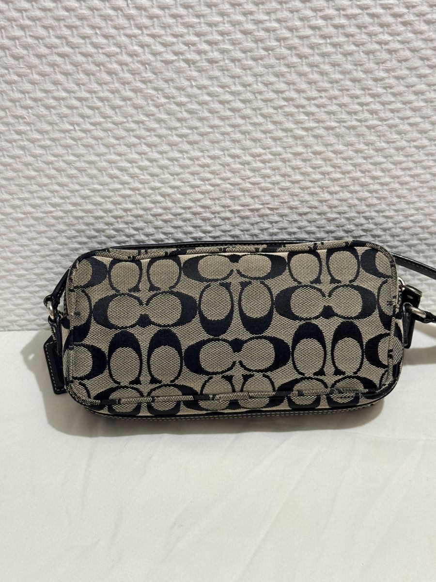 Coach Taschen für Damen: Y2K Coach Mini Camera Bag Crossbody – Gebraucht aus Geneve von DarlingVintage 1