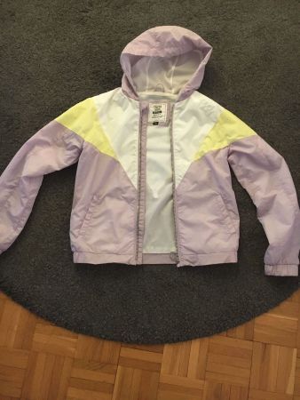 Leiche Sommerjacke Größe: 152