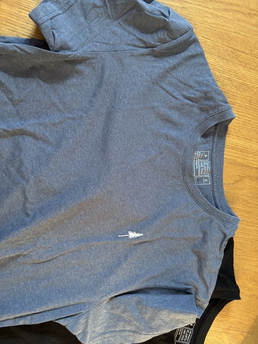 Nikin T-shirt: Zwei NIKIN T-Shirts  – Usato da Würenlos venduto da Ashley24 1