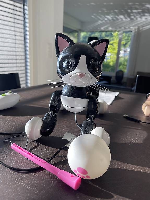 Jouets: Zoomer Kitty, Roboter  – D'occasion à Füllinsdorf par Minwagip 1