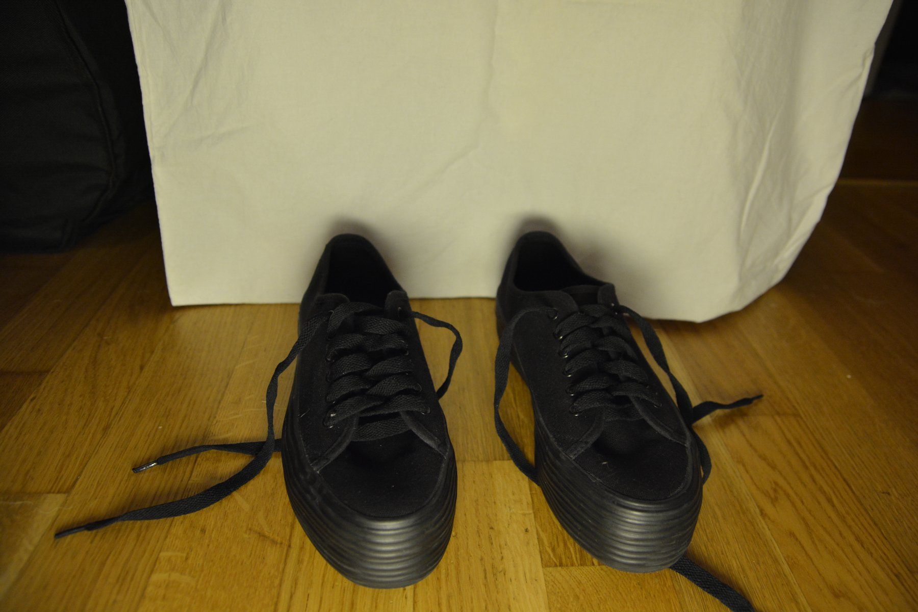 Scarpe da uomo: Schwarze Sneaker Plateauschuhe  "John Baner" Gr.38 – Usato da Bern venduto da plant_nerd 4