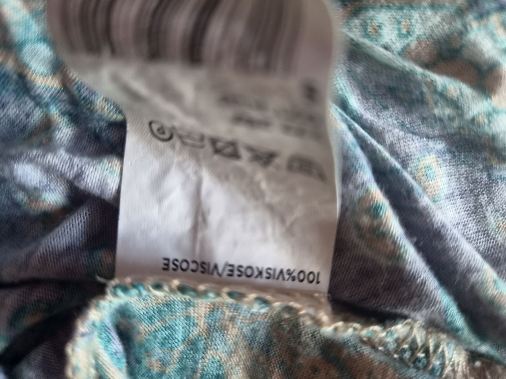 Maddison Vestiti: Schönes, langes Kleid Maddison Viscose Grösse S gemustert – Usato da Wattwil venduto da tannenmeise73 4