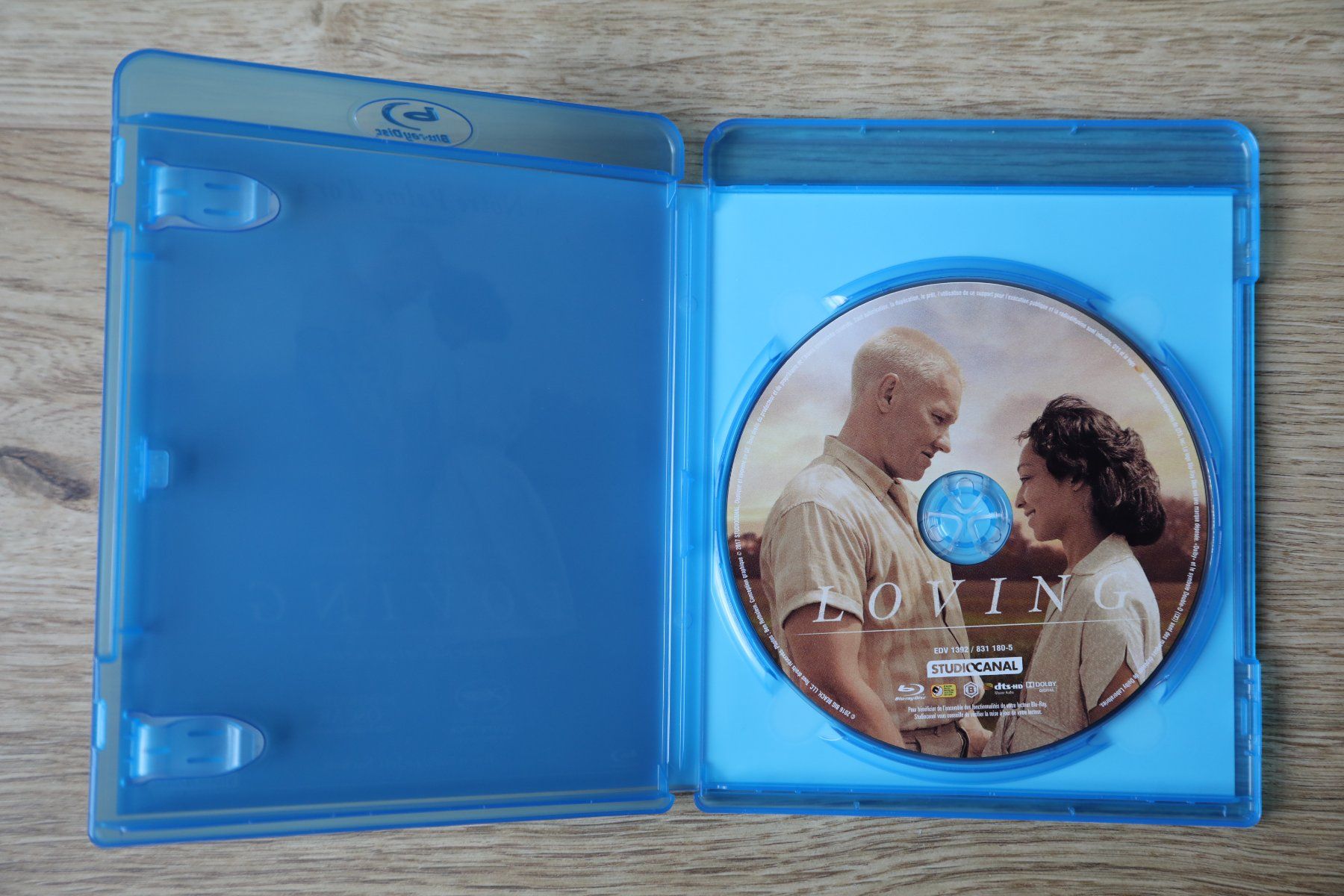 Tutti i DVDs: Blu-ray LOVING     Français Anglais – Usato da Porrentruy venduto da tupatup 2