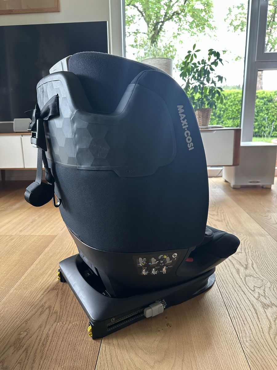 Maxi-Cosi Seggiolini per auto: Maxi-Cosi Kindersitz Titan Pro Schwarz – Usato da Ruswil venduto da GARAN 1