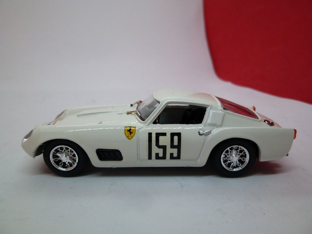 Ferrari 250GT weiss 159 = rar alt von Box SALE Kaufen auf