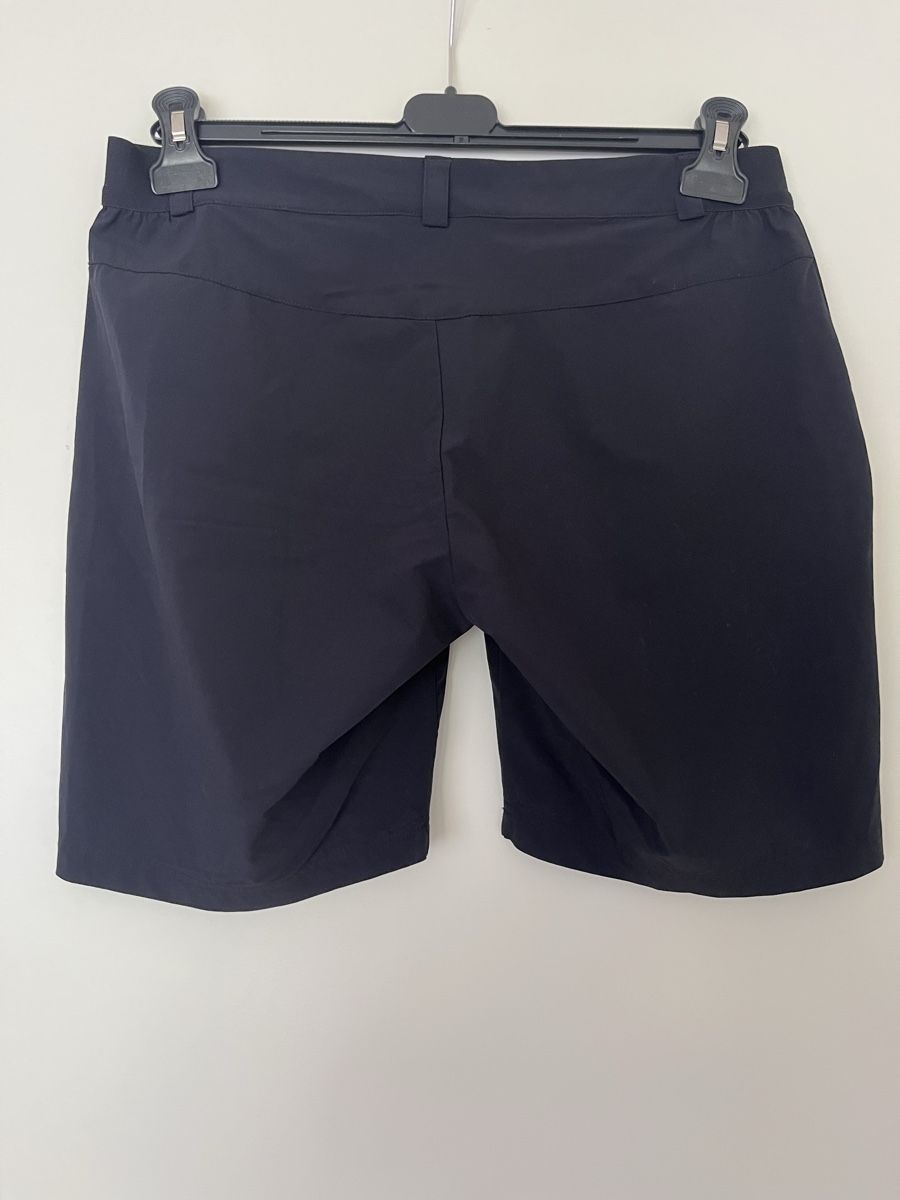 Trevolution Pantaloni: Trevolution kurze Wanderhose schwarz 38 – Nuovo (secondo la descrizione) da Baden venduto da Didi_sunshine 1