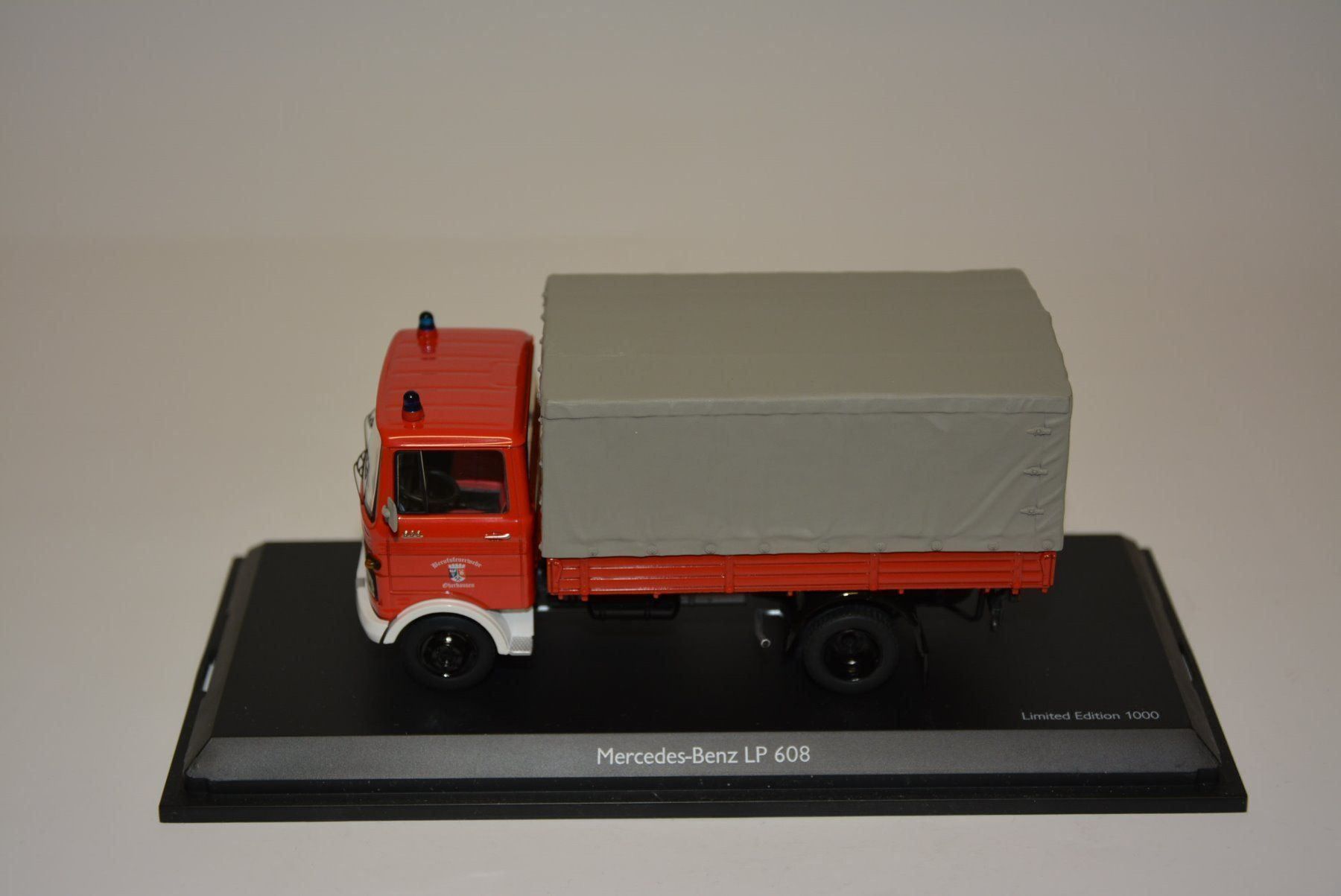 Mercedes-Benz Modellini d'auto: Mercedes-Benz LP 608 Pritsche/Plane 1:43 – Nuovo e nell'imballaggio originale da Goldach venduto da Feivel9 1