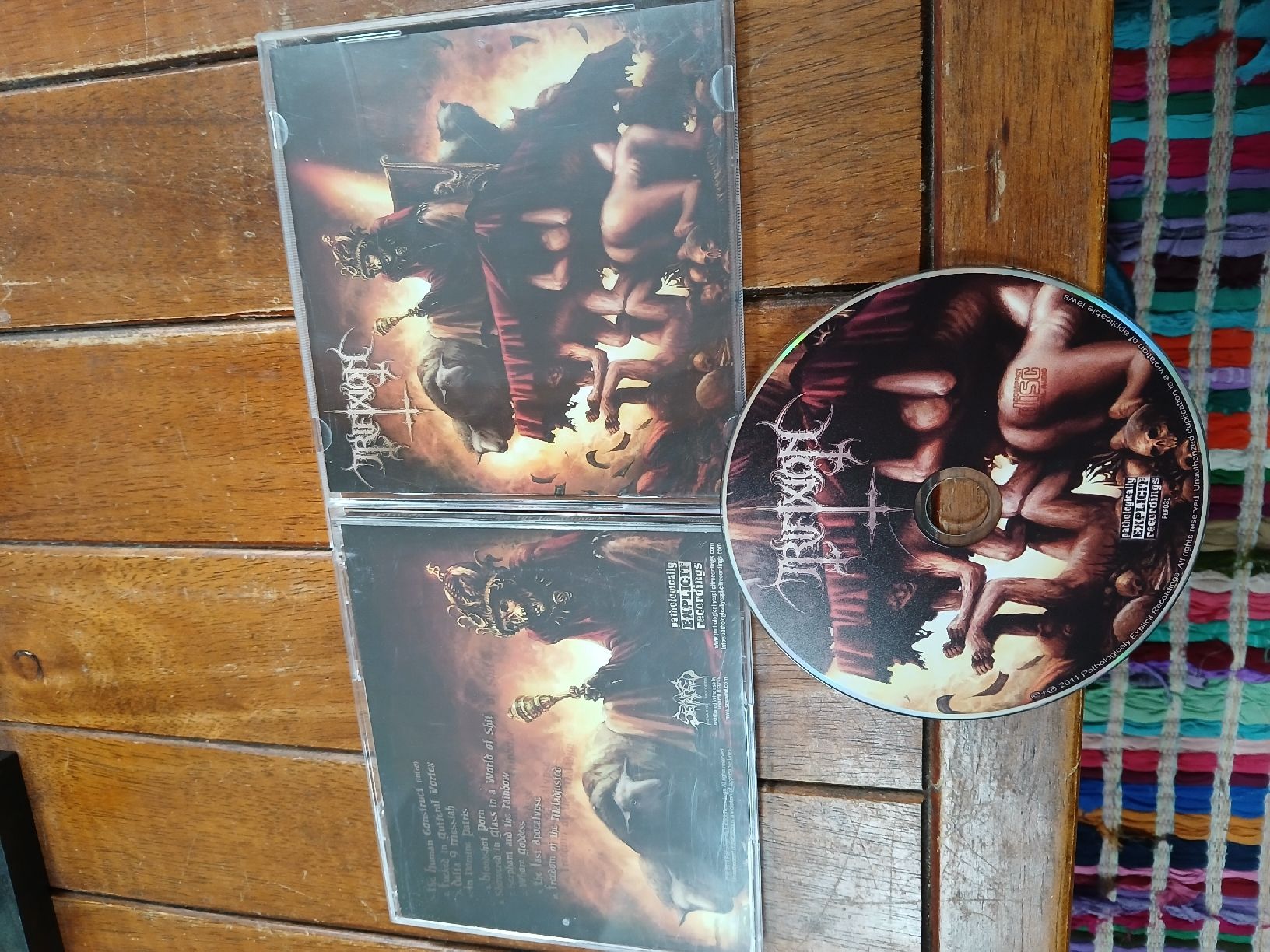 CDs: trifixion - a utopia... – Gebraucht aus St-Cergue von VeganWarrior