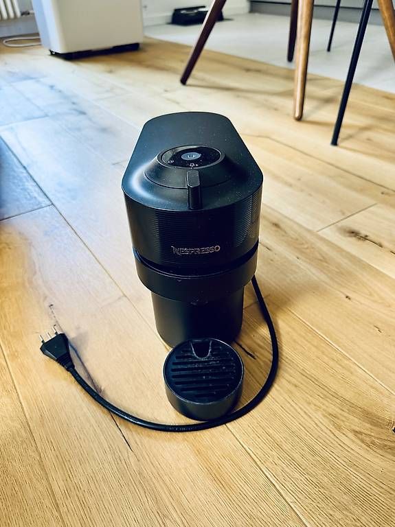 Nespresso Macchine per caffè & Macchine per espresso: Nespresso Vertuo Pop noire - Ensemble complet – Usato da Lutry venduto da ste_6zz7 1