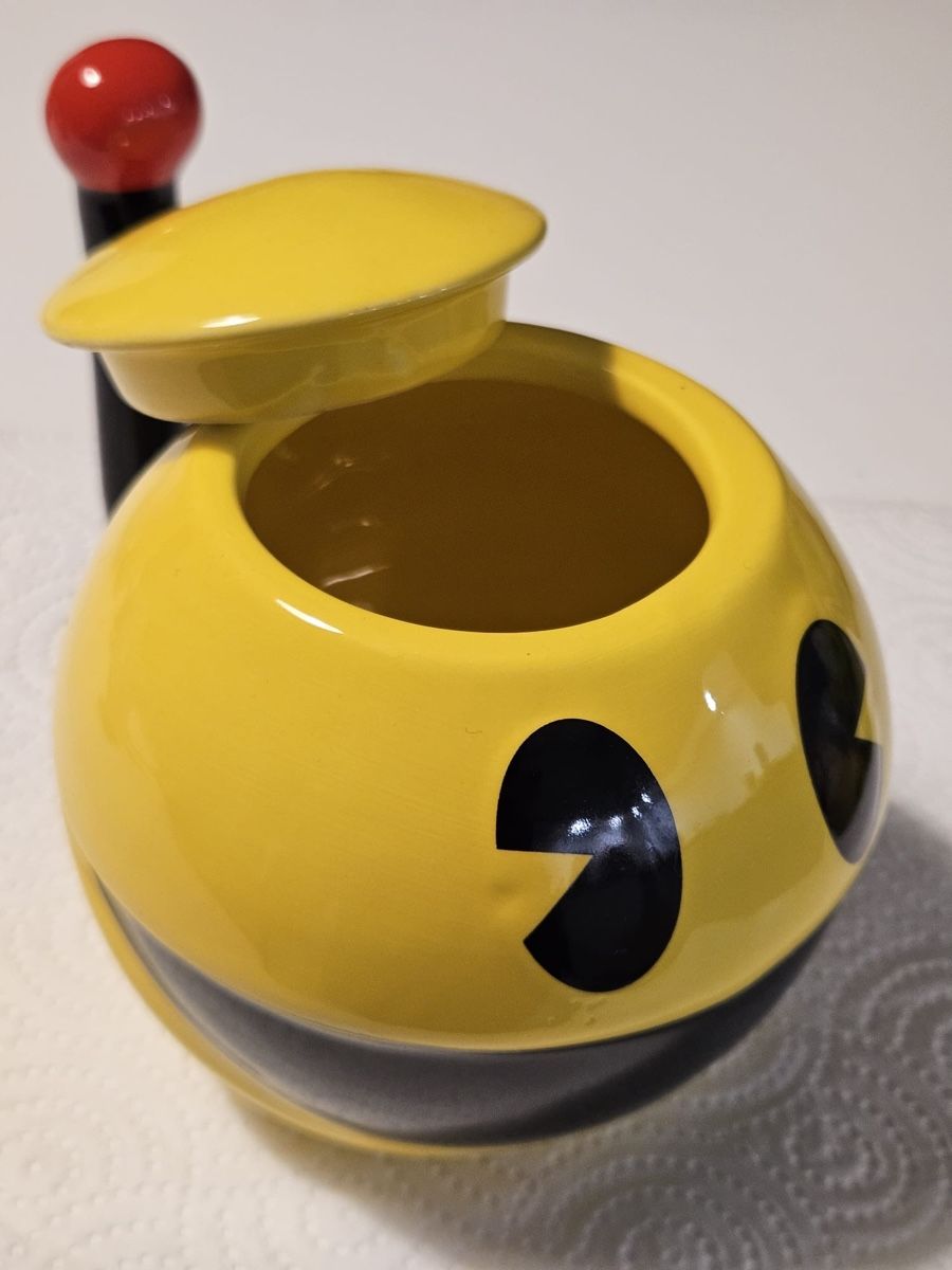 Tassen: Pac-Man Mug with Lid – Neu (gemäss Beschreibung) aus Lausanne von Mogcatknight 2