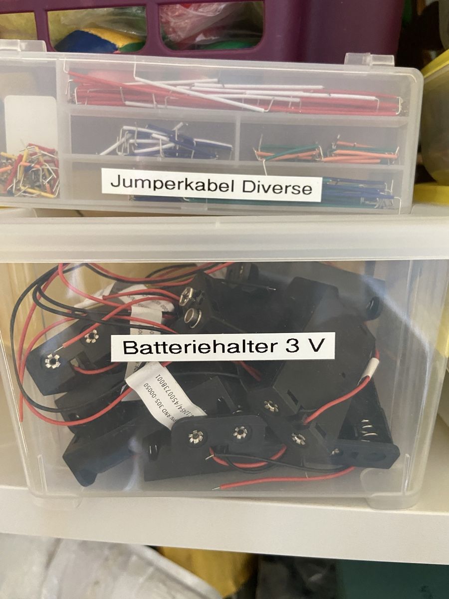 Elektronikbauteile: Elektronik-Artikel inkl. Box – Neu (gemäss Beschreibung) aus Schwarzenburg von Maxipriest 1