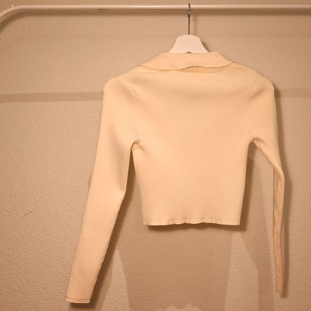 Stradivarius Strickoberteil mit Kragen, Creme, Gr. S