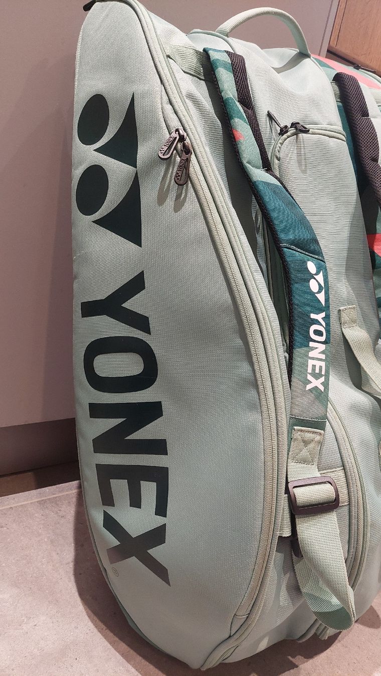 Yonex Borse: Yonex Pro Performance Tennistasche – Usato da Volketswil venduto da Gemli 3